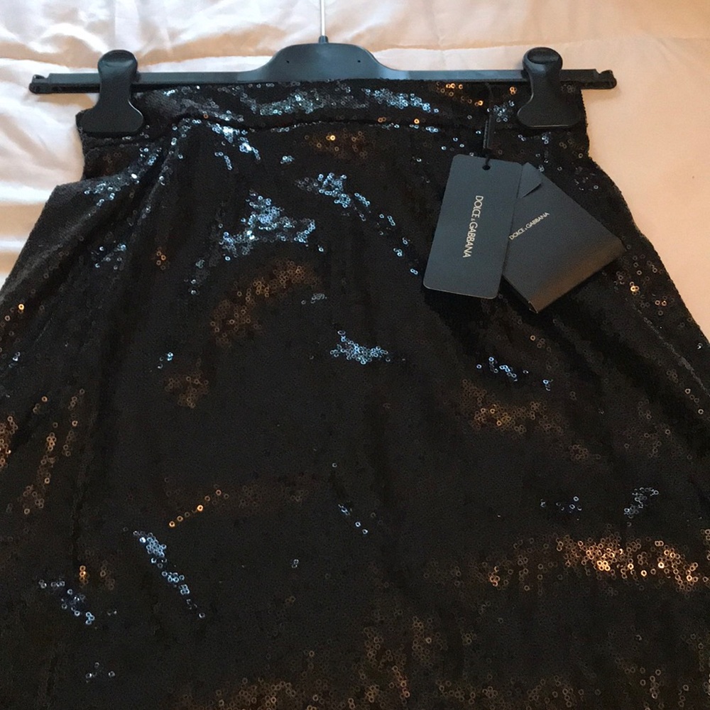 Black skirt